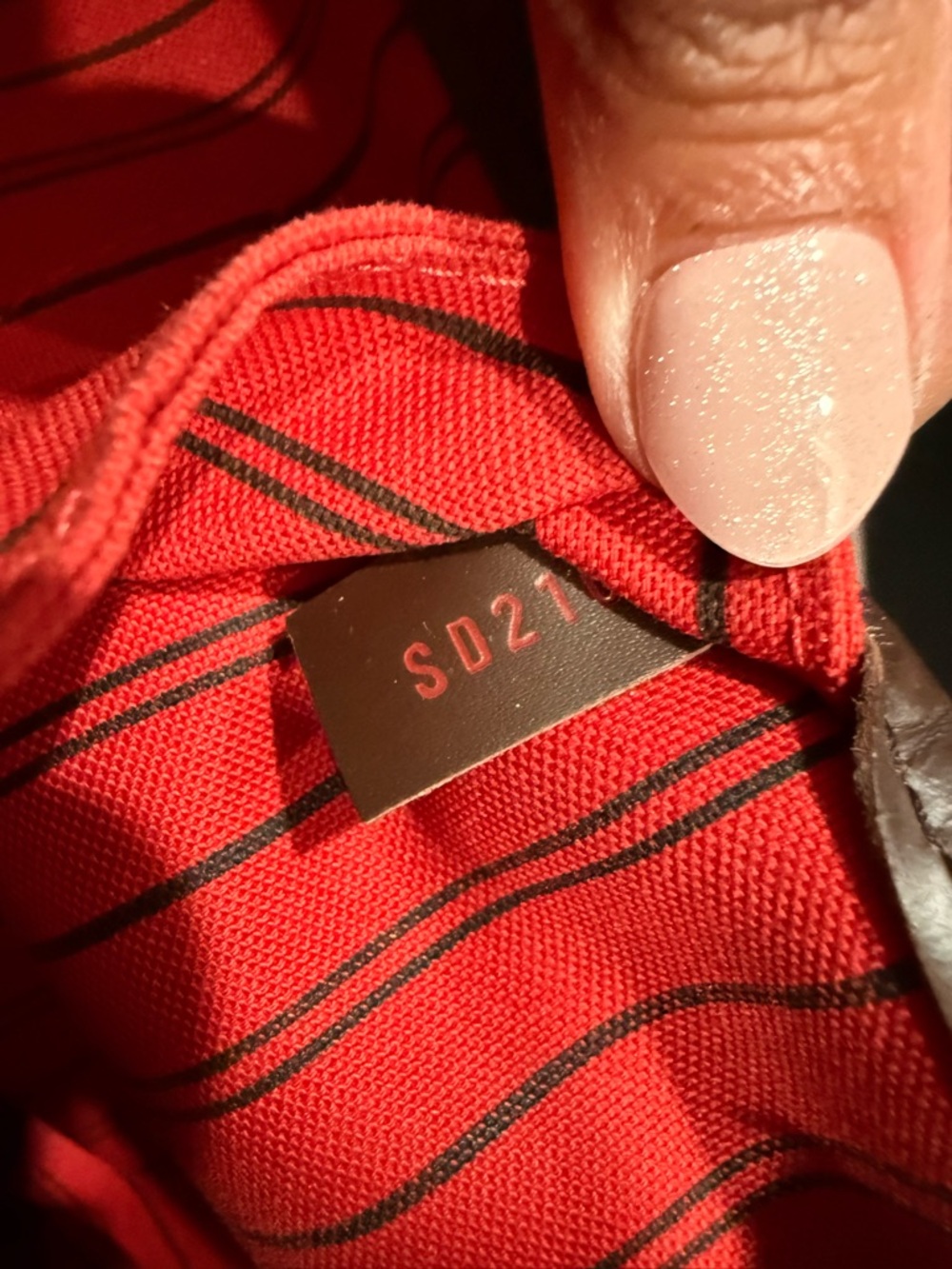 Louis Vuitton Neverfull MM - Picture 11 of 11